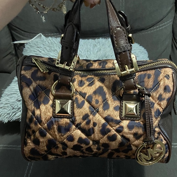 MICHAEL Michael Kors Handbags - NWOT Michael Michael Kors Brown Leopard Mini Satchel bag